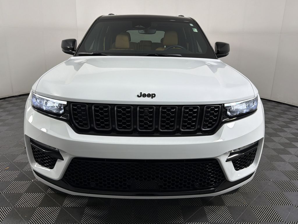 used 2025 Jeep Grand Cherokee car, priced at $53,195