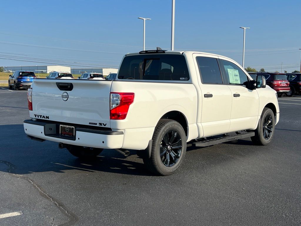 new 2024 Nissan Titan car, priced at $43,340