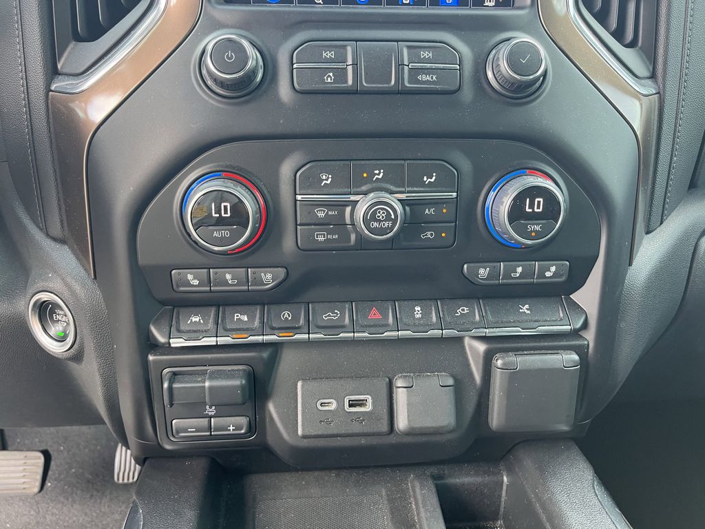 used 2020 Chevrolet Silverado 1500 car, priced at $41,592