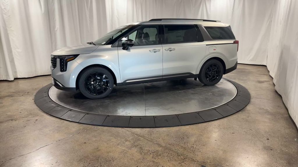 new 2025 Kia Carnival car, priced at $47,055