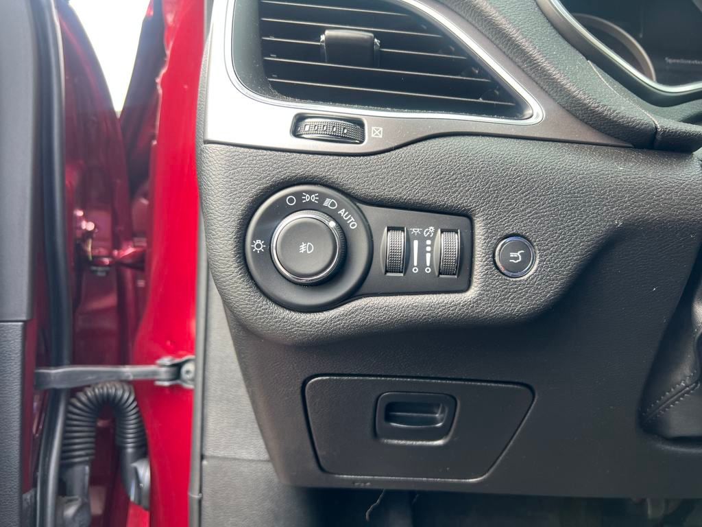 used 2021 Jeep Cherokee car, priced at $23,800