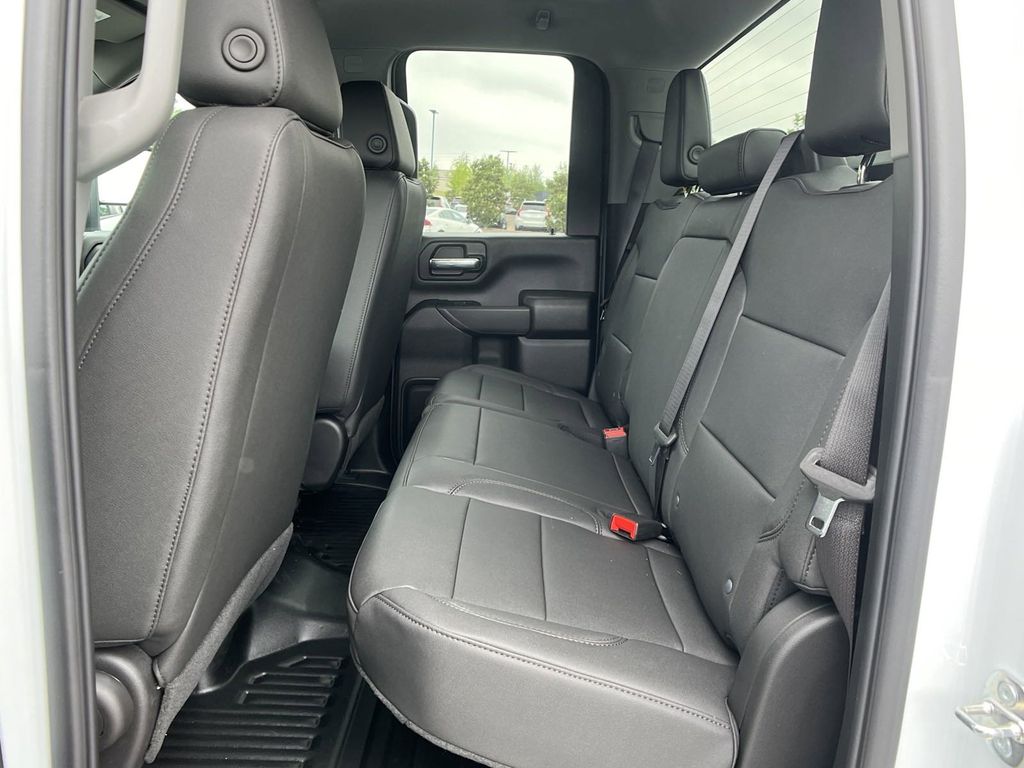 new 2024 GMC Sierra 2500HD car, priced at $44,878