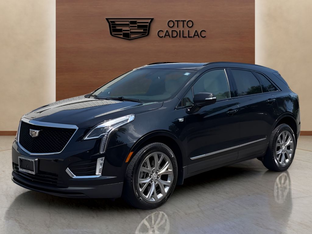 used 2020 Cadillac XT5 car, priced at $30,200