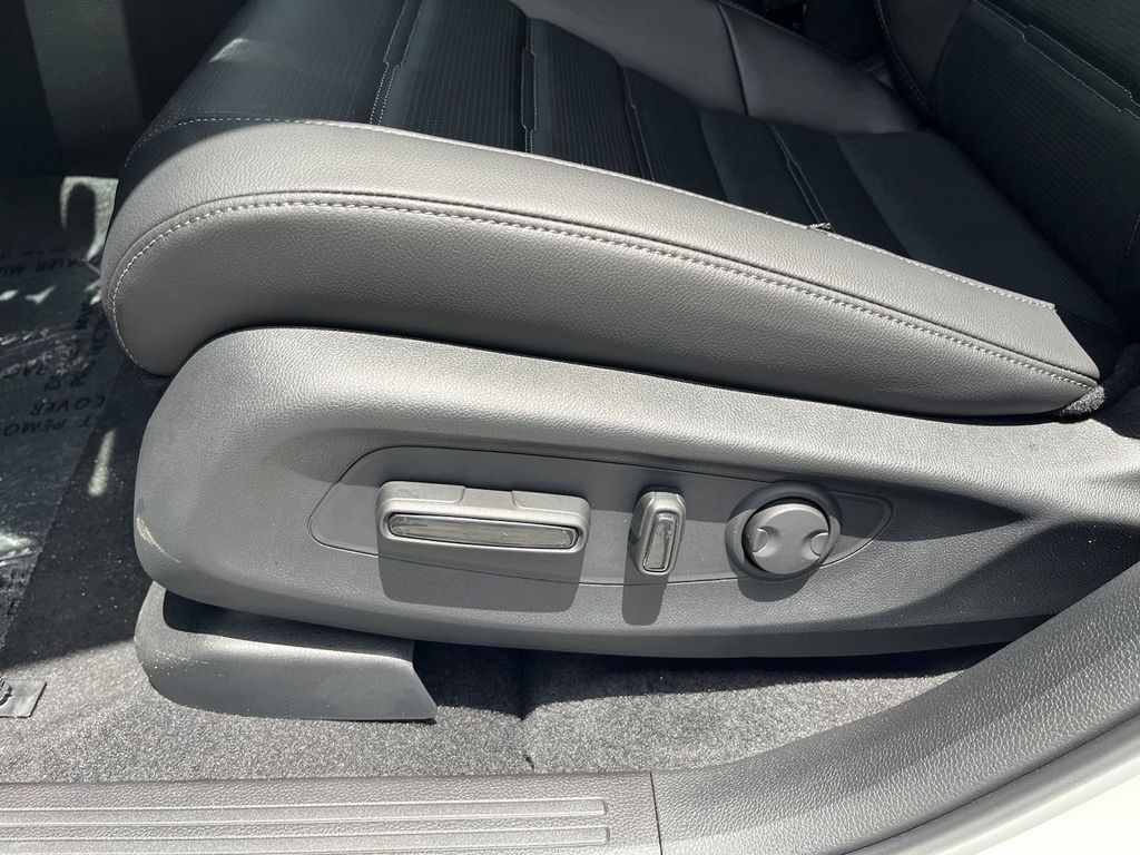 new 2025 Honda CR-V car, priced at $35,376