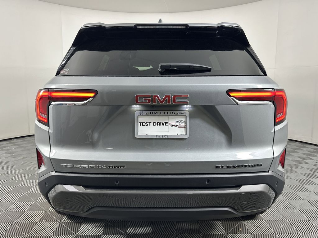 new 2025 GMC Terrain car, priced at $30,890