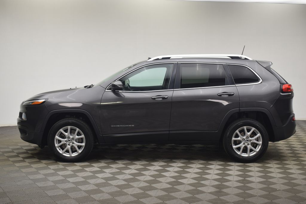 used 2016 Jeep Cherokee car, priced at $10,095
