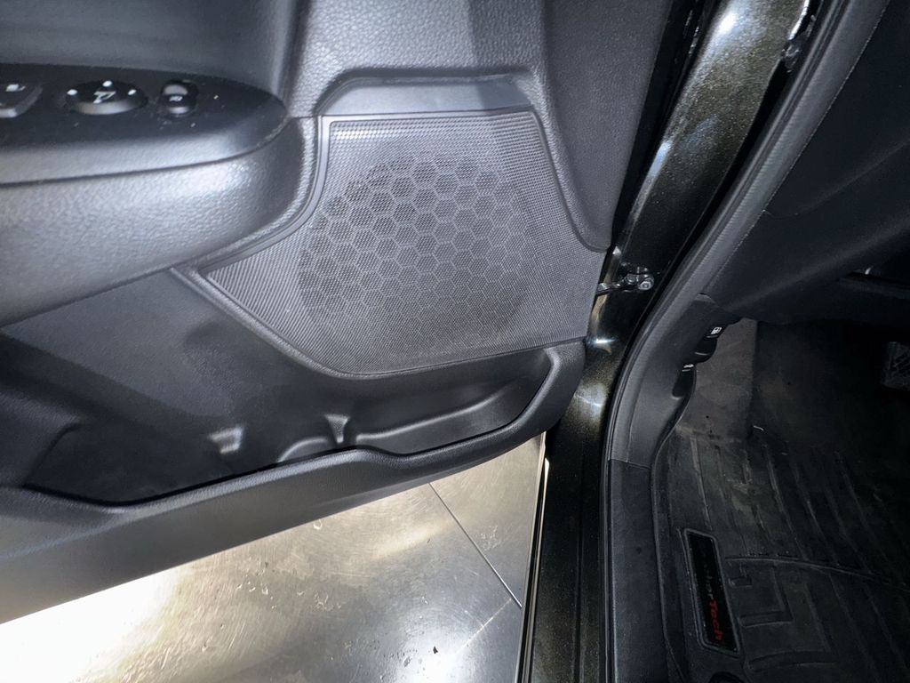 used 2019 Honda CR-V car, priced at $23,975