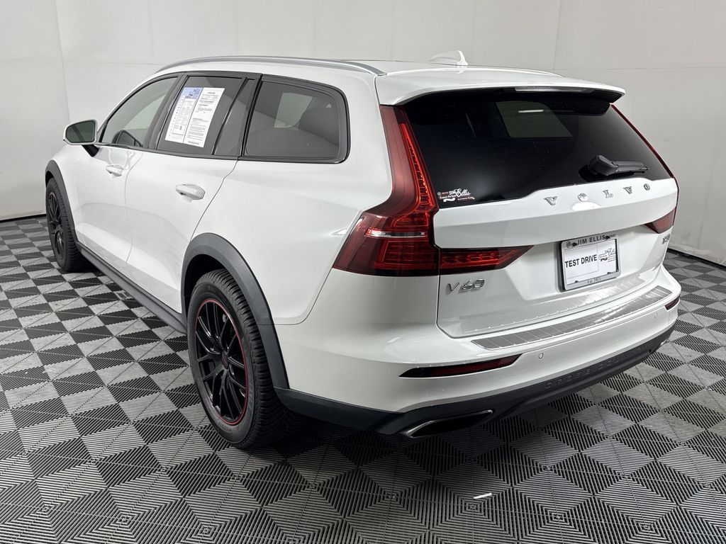 used 2022 Volvo V60 Cross Country car, priced at $31,988