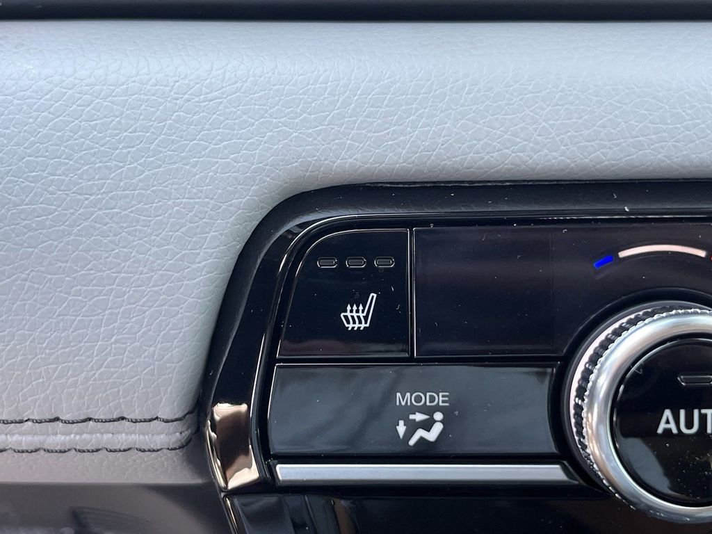 new 2025 Honda Pilot car, priced at $43,589