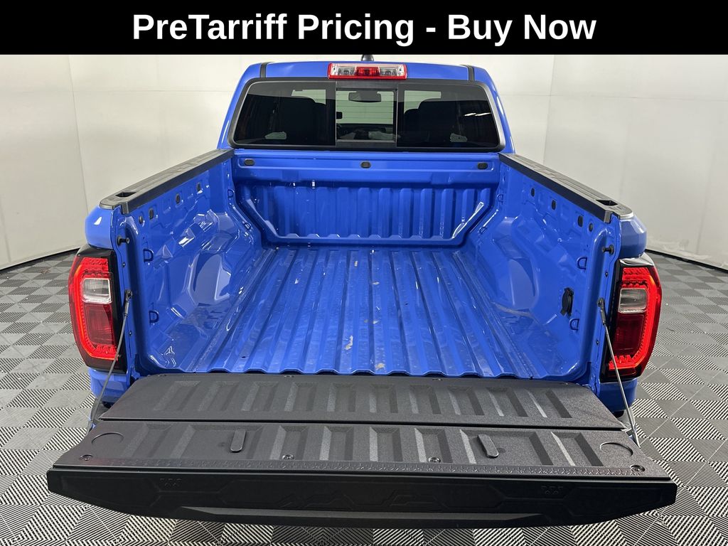 new 2025 GMC Canyon car, priced at $45,095