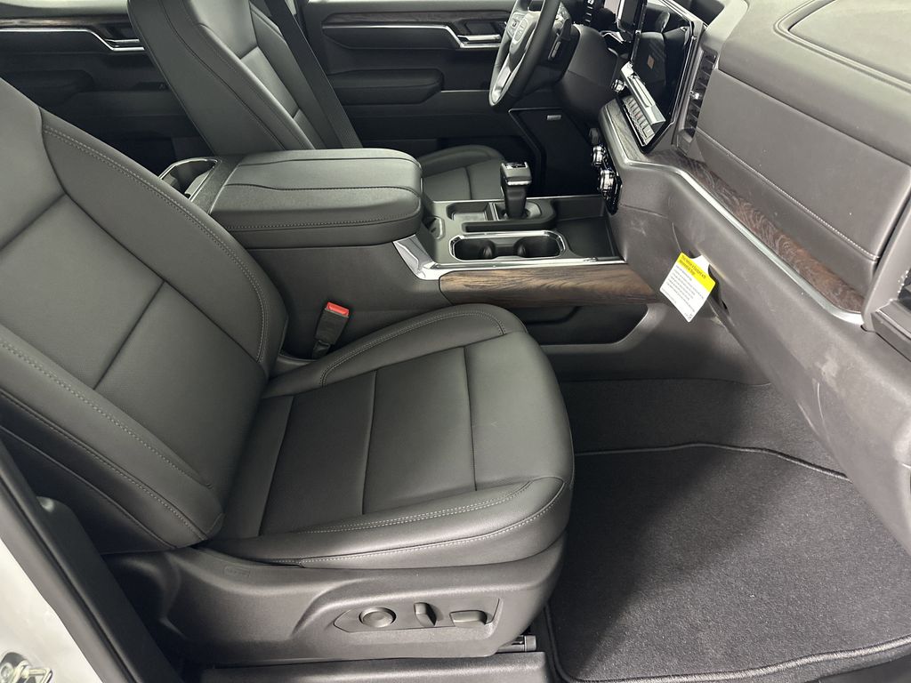 new 2025 GMC Sierra 1500 car, priced at $58,824