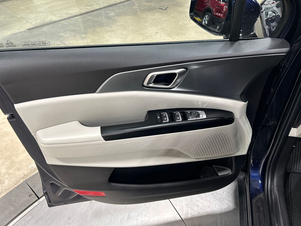 used 2024 Kia Carnival car, priced at $36,805