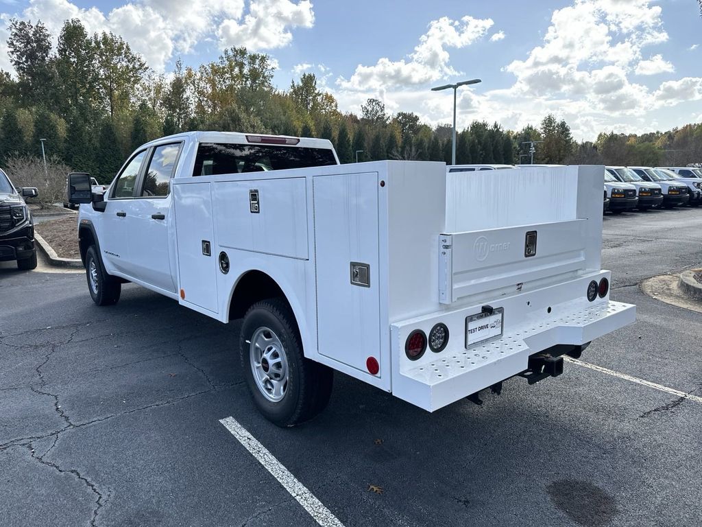 new 2024 GMC Sierra 2500HD car, priced at $46,133