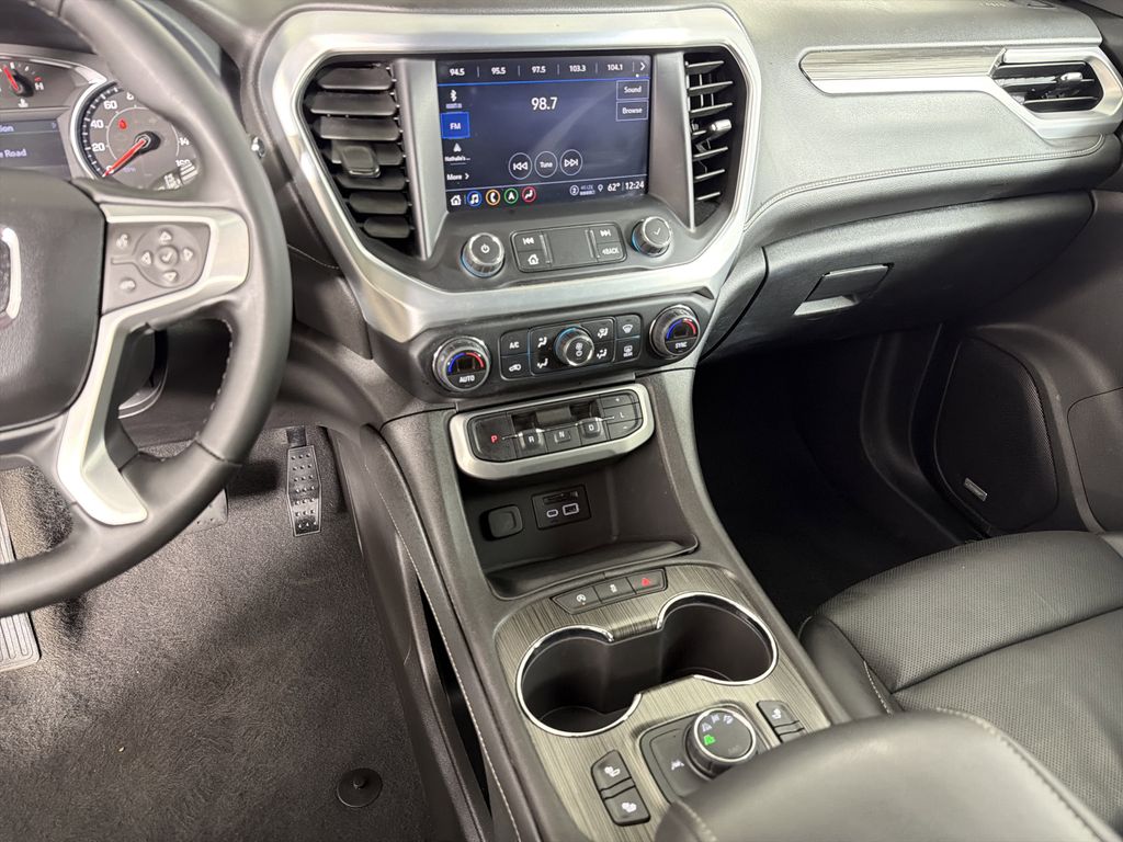 used 2023 GMC Acadia car, priced at $26,555
