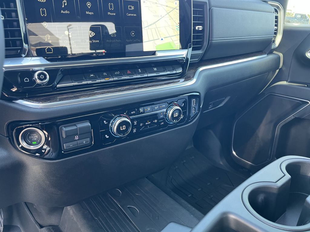 new 2025 GMC Sierra 1500 car, priced at $50,282