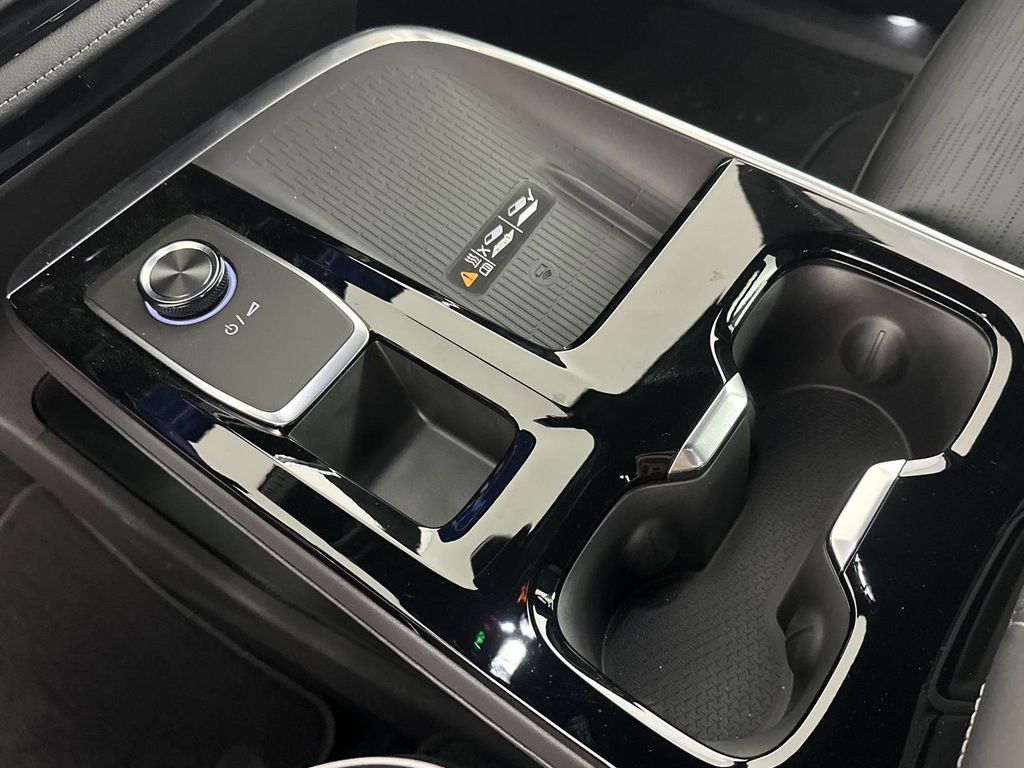 new 2025 Buick Enclave car, priced at $46,530