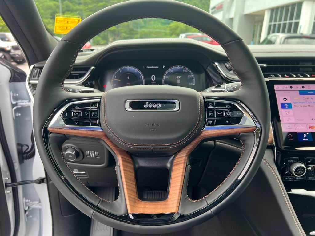 new 2025 Jeep Grand Cherokee L car, priced at $67,326