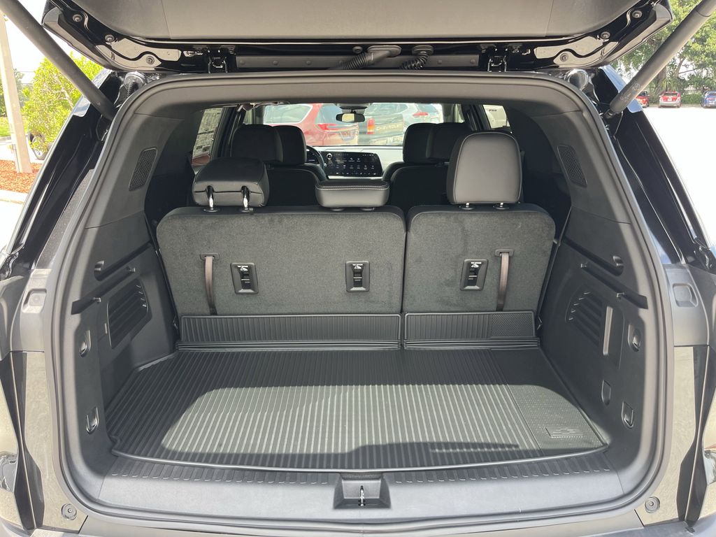new 2025 Chevrolet Traverse car, priced at $45,859