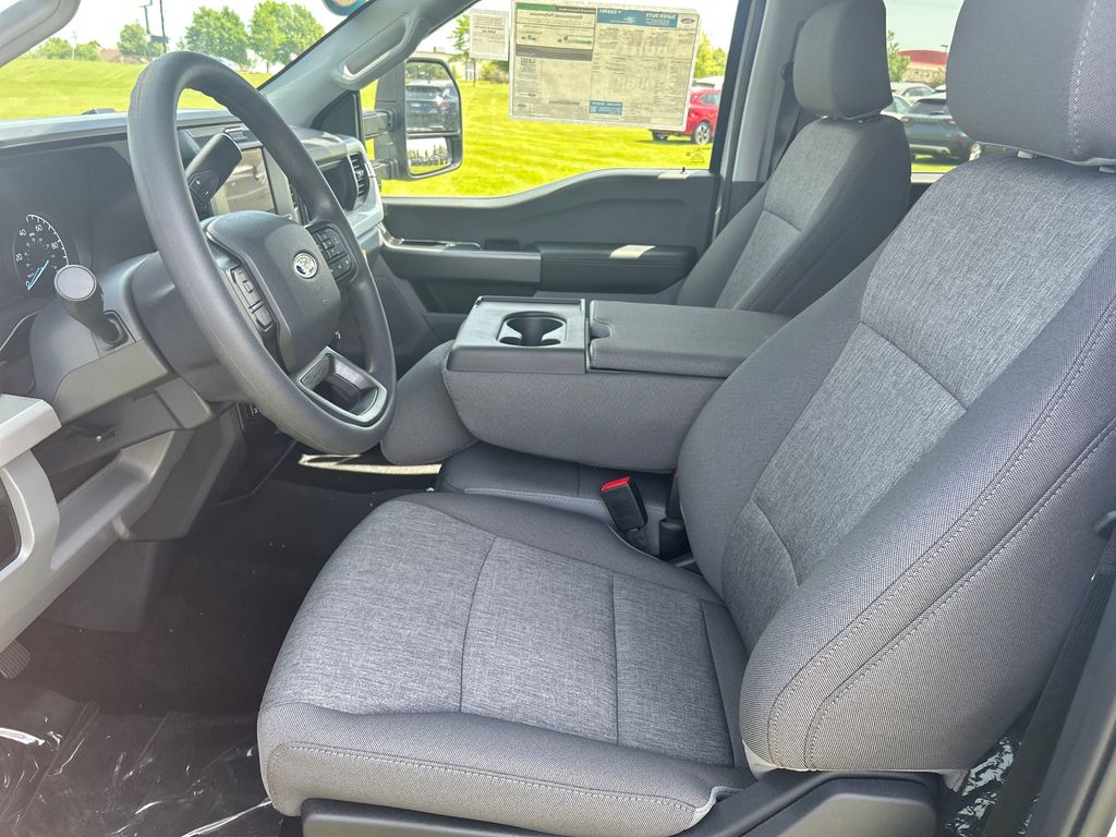 new 2025 Ford F-250SD car, priced at $69,520