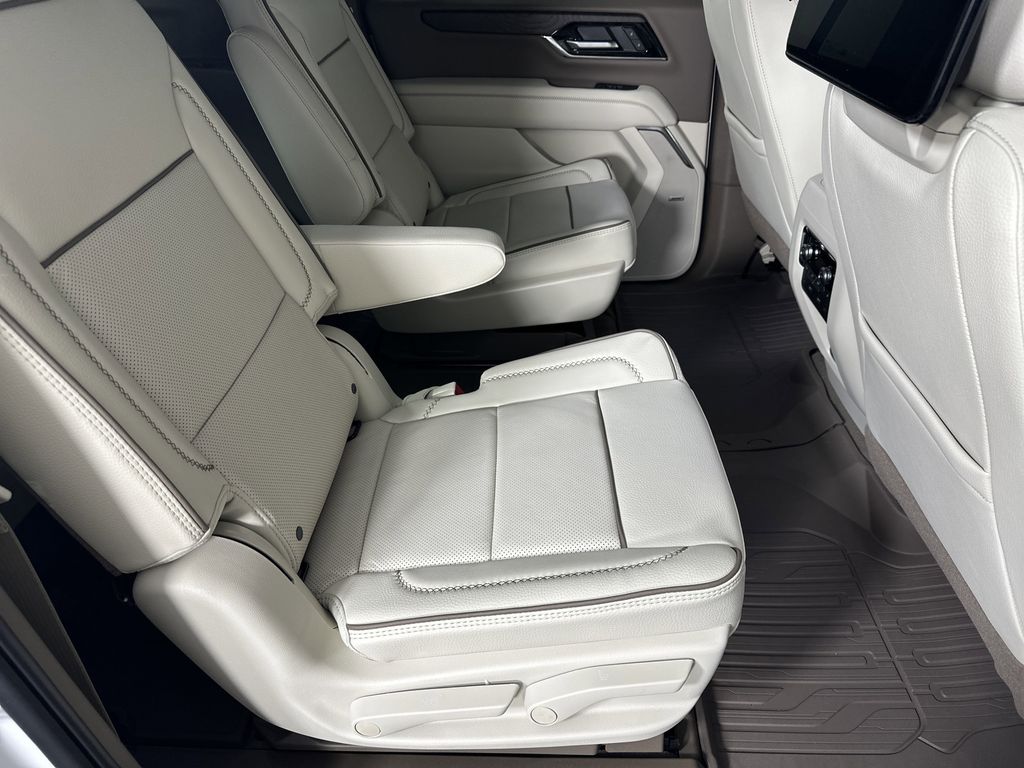 new 2025 GMC Yukon XL car, priced at $97,580