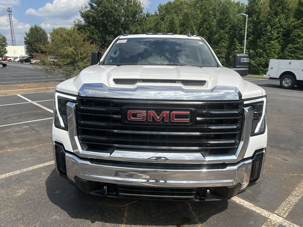 new 2024 GMC Sierra 2500HD car, priced at $51,433