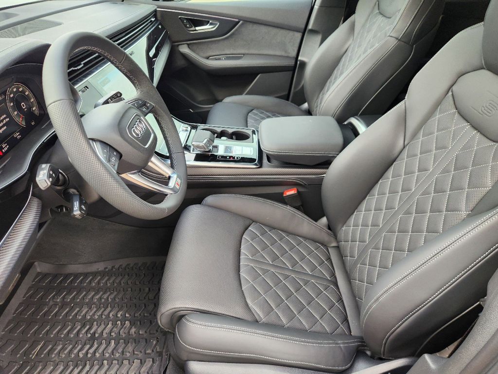 new 2025 Audi SQ7 car, priced at $100,140