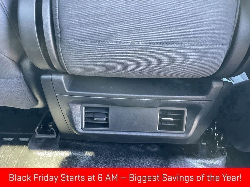 new 2025 GMC Sierra 1500 car, priced at $41,334