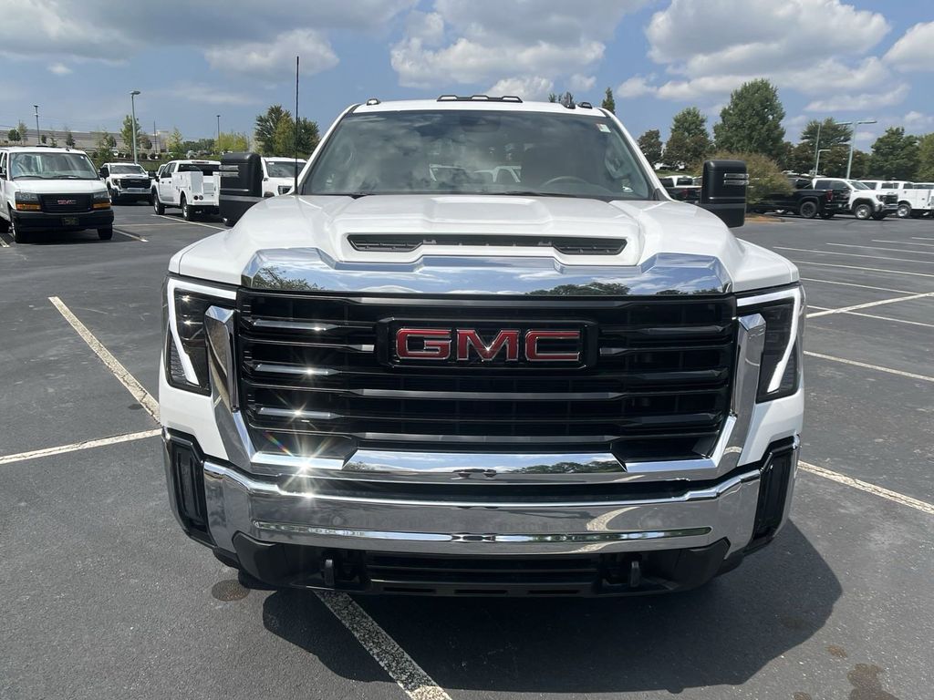 new 2024 GMC Sierra 2500HD car, priced at $46,133