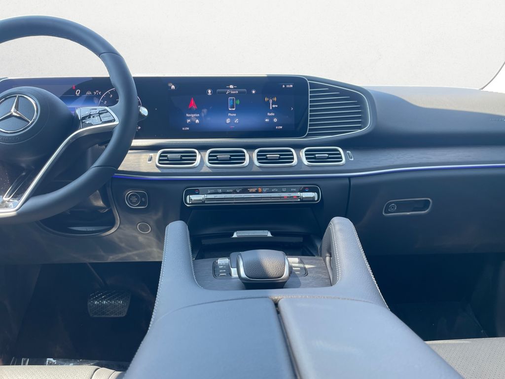 new 2026 Mercedes-Benz GLE car