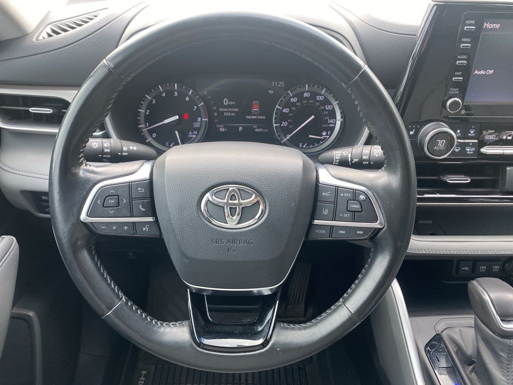 used 2020 Toyota Highlander car, priced at $28,950