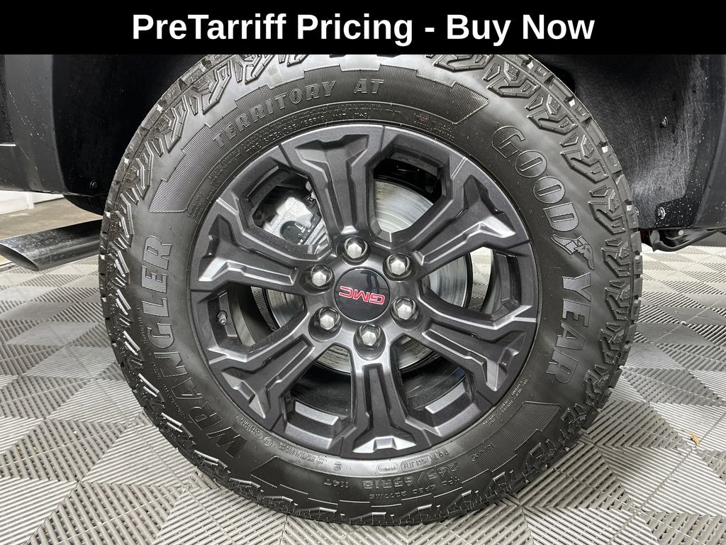 new 2025 GMC Canyon car, priced at $45,095