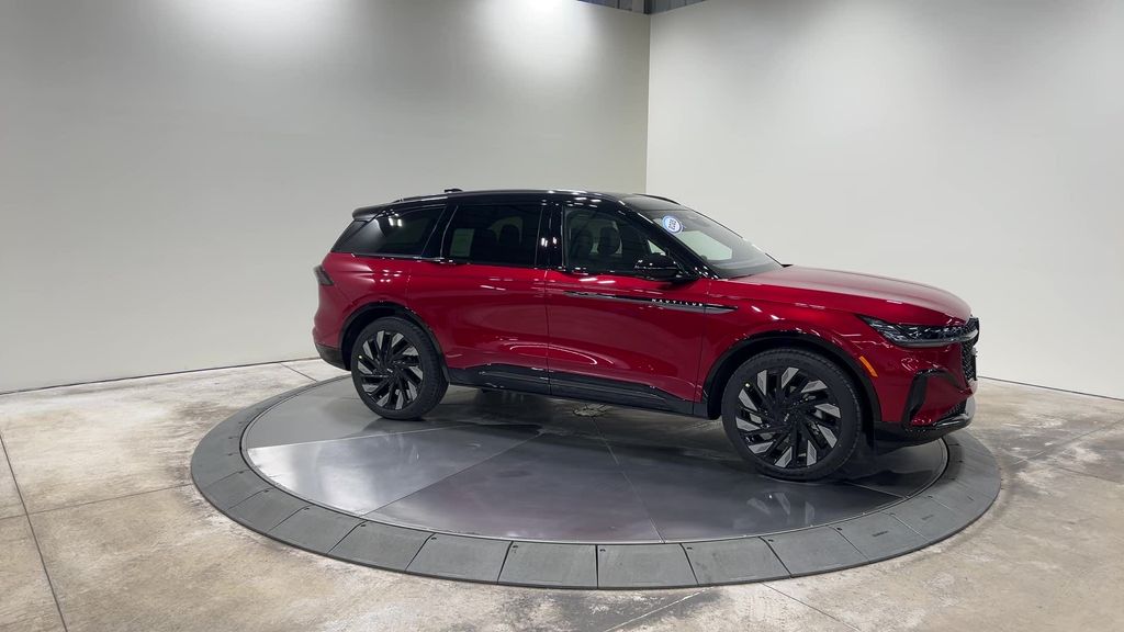 new 2025 Lincoln Nautilus car, priced at $70,305