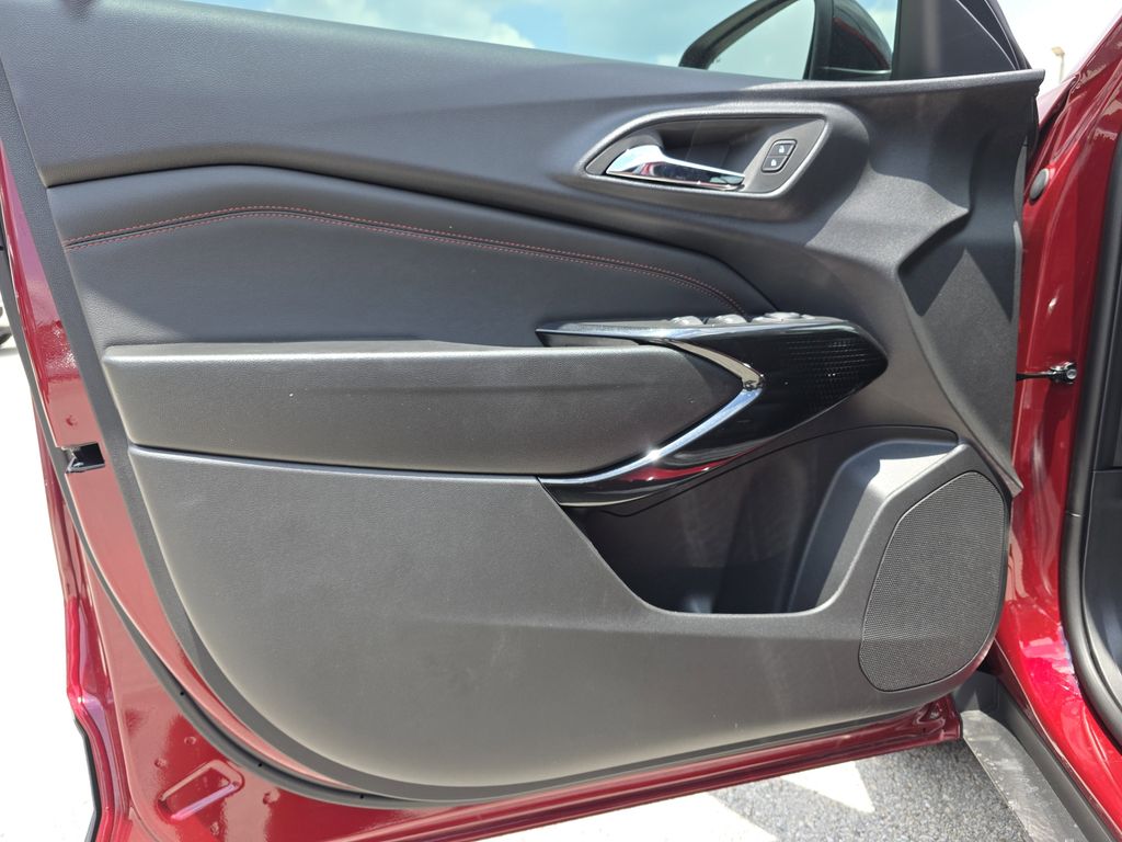 new 2025 Chevrolet Trax car, priced at $27,224