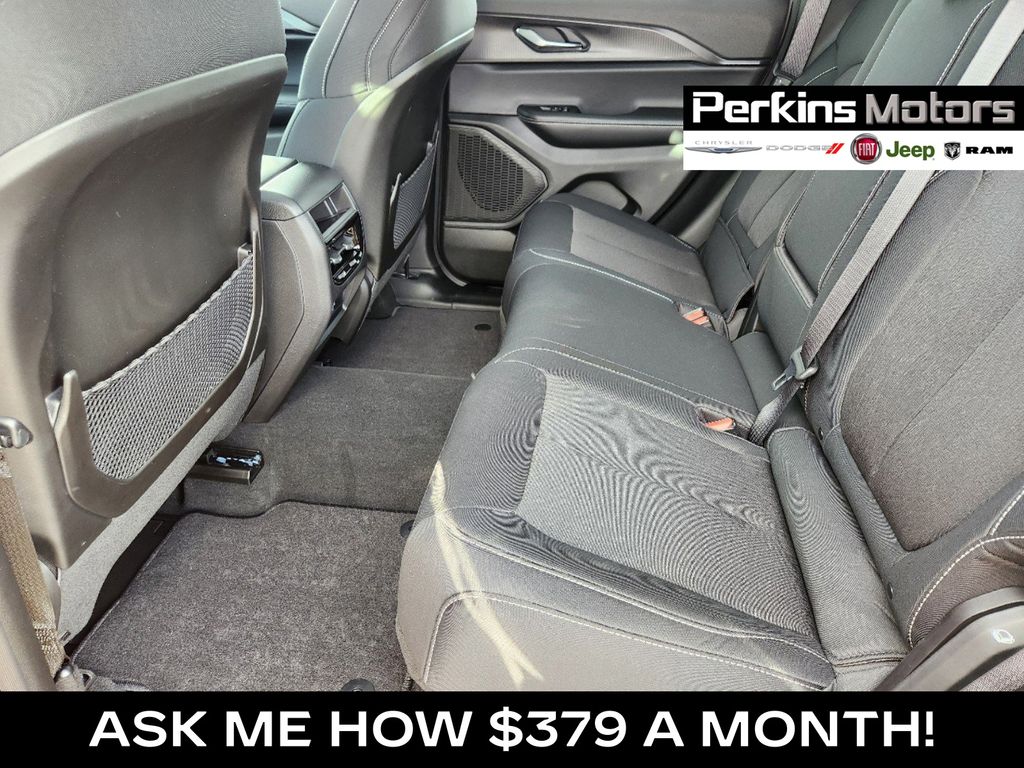 new 2025 Jeep Grand Cherokee car, priced at $36,581