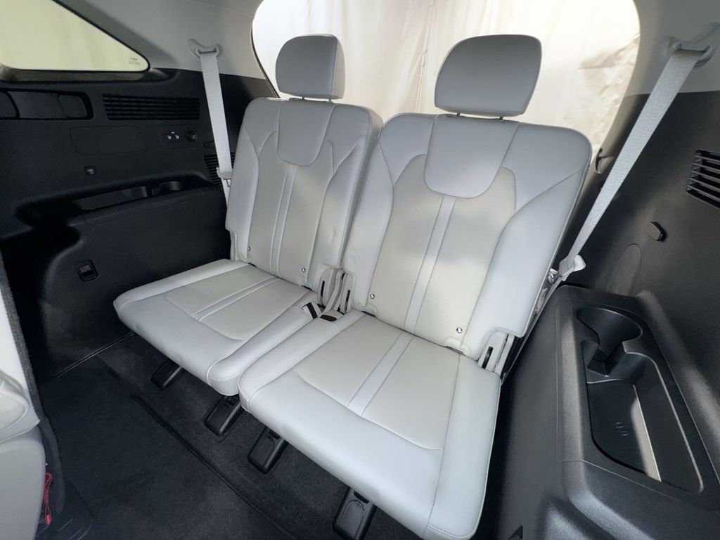 new 2025 Kia Sorento car, priced at $42,071