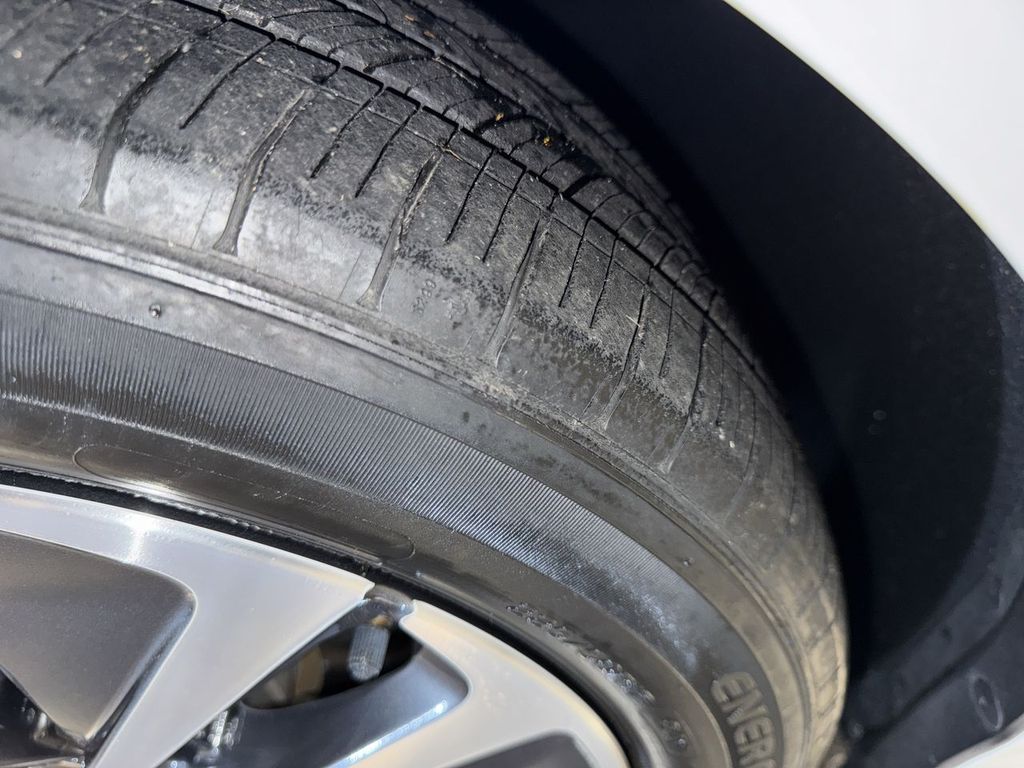 used 2021 Honda Accord Hybrid car, priced at $24,131