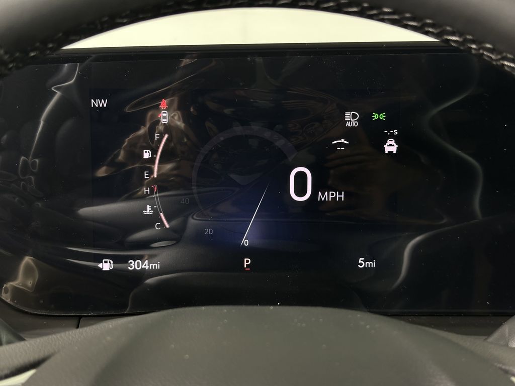 new 2025 Buick Envista car, priced at $28,080
