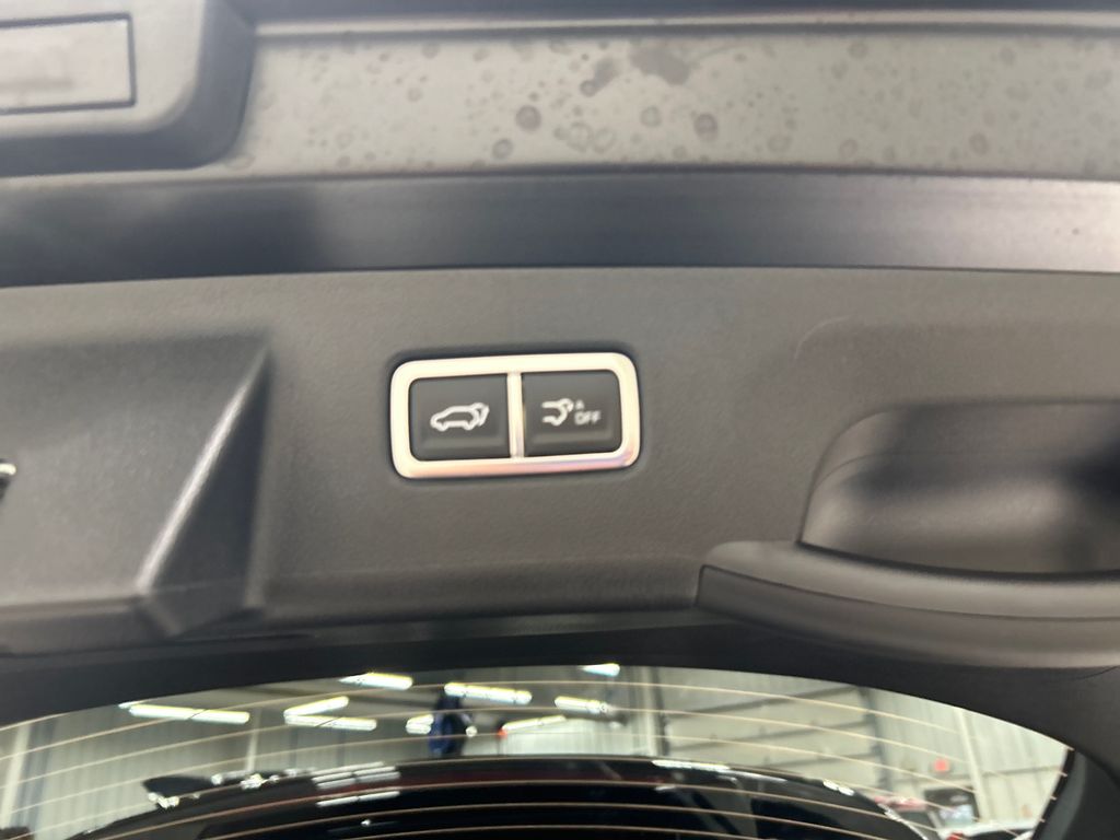new 2025 Kia Sorento car, priced at $41,453
