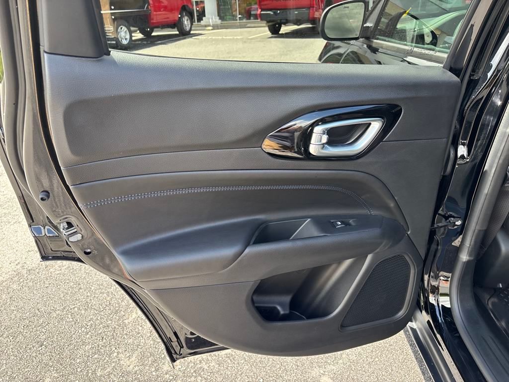 new 2025 Jeep Compass car