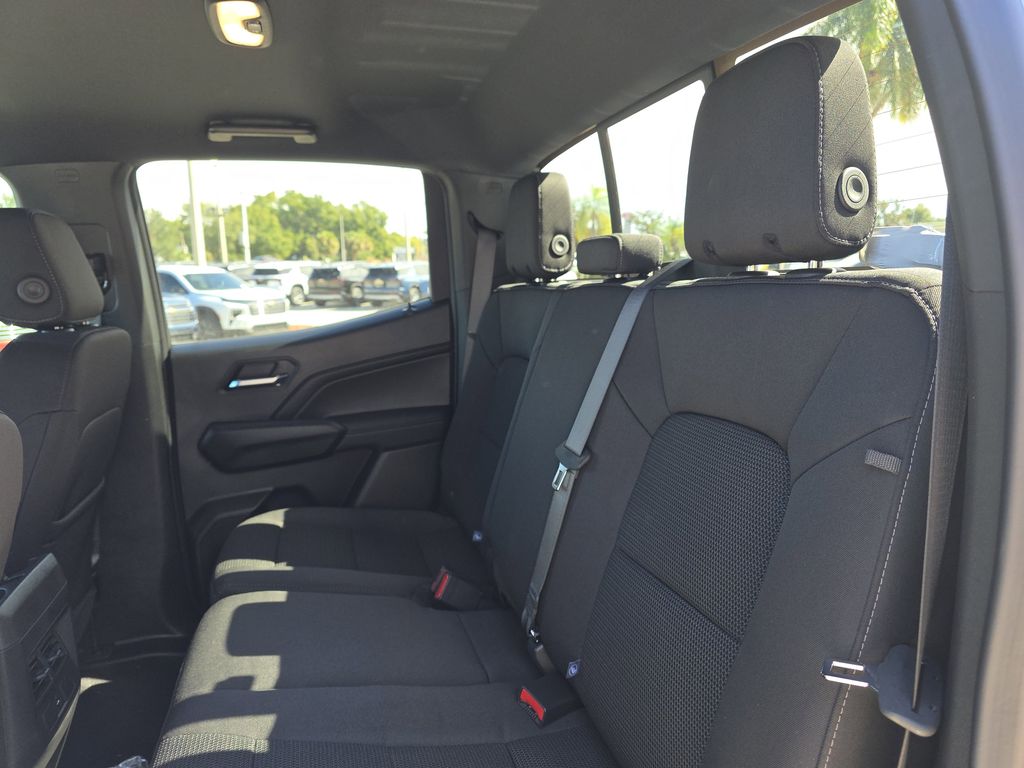 new 2026 Chevrolet Colorado car, priced at $31,400