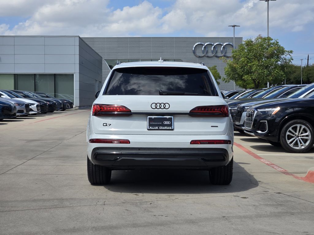 used 2023 Audi Q7 car, priced at $40,283