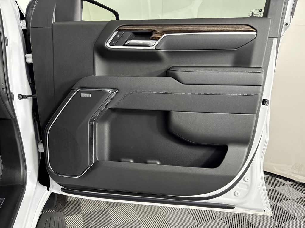 new 2025 GMC Sierra 1500 car, priced at $56,729