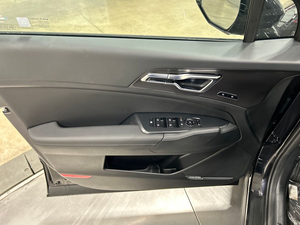 new 2026 Kia Sportage car, priced at $39,665