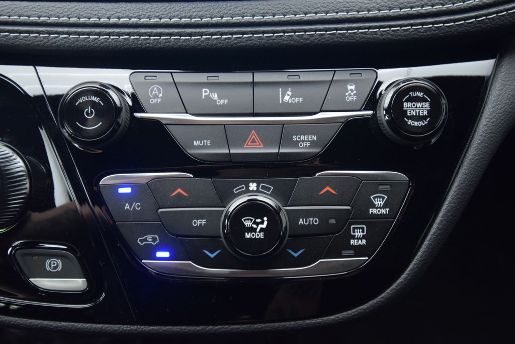 new 2026 Chrysler Pacifica car, priced at $43,215