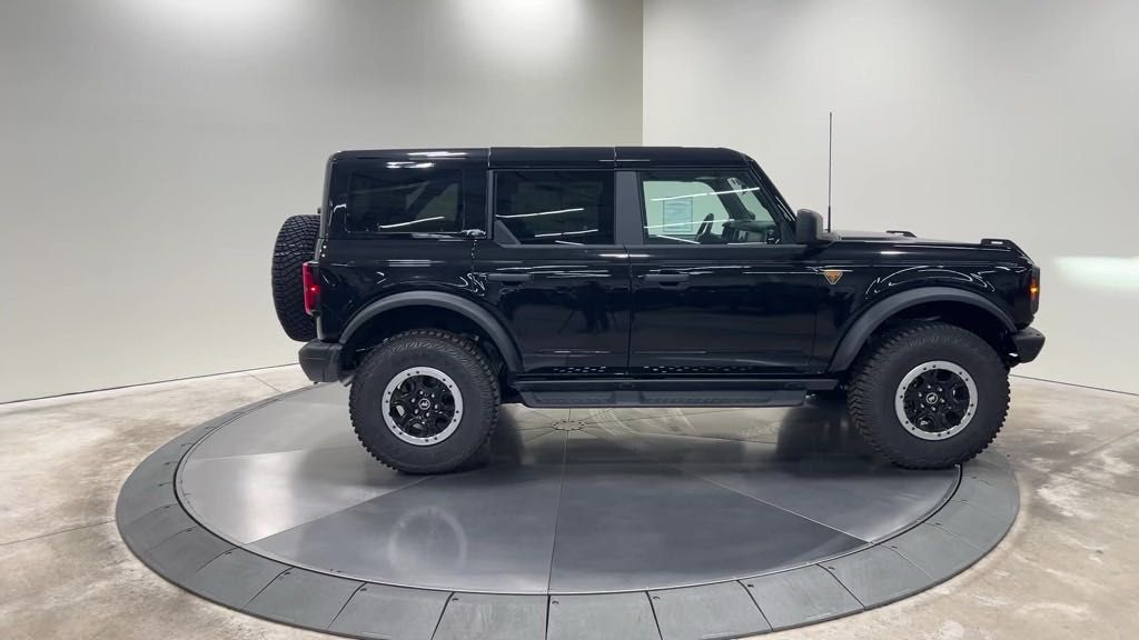 new 2024 Ford Bronco car, priced at $59,770