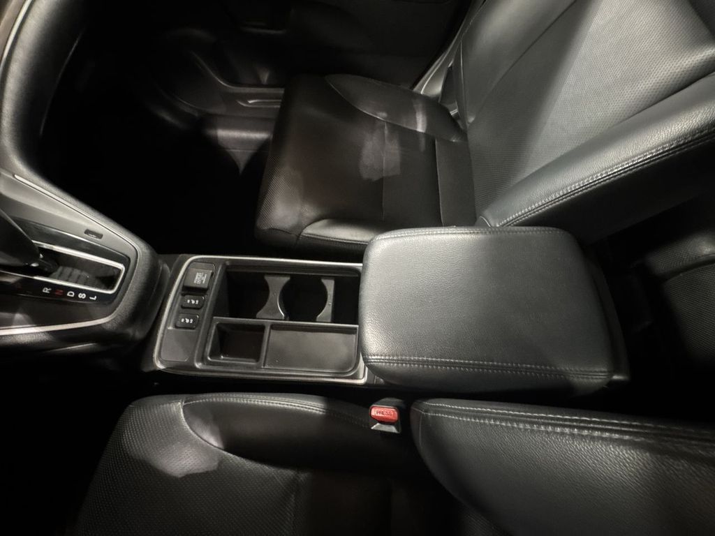 used 2015 Honda CR-V car, priced at $17,170
