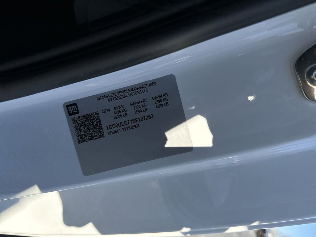 new 2025 GMC Sierra 2500HD car, priced at $49,388