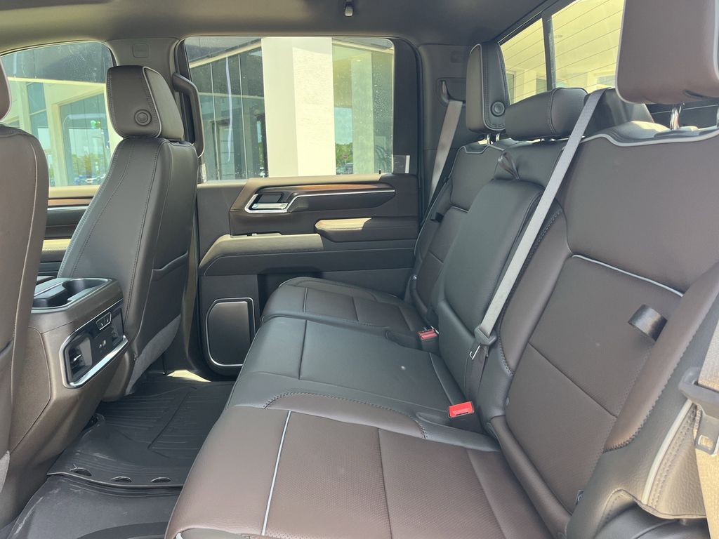 new 2025 GMC Sierra 2500HD car, priced at $88,555
