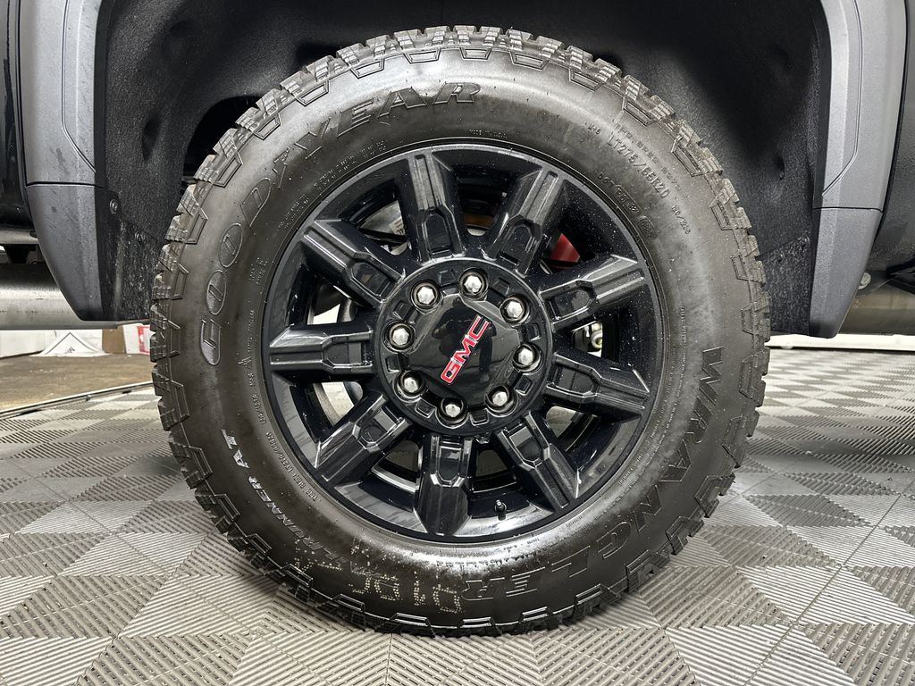 new 2025 GMC Sierra 2500HD car, priced at $87,134