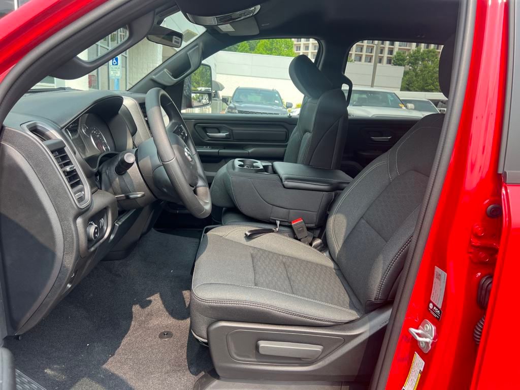 new 2025 Ram 1500 car, priced at $43,990